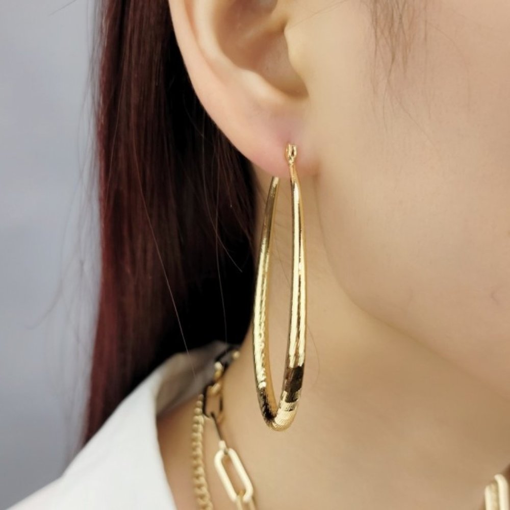 NEW Statement Gold Tube Textured Hoop Earrings - Picture 1 of 5